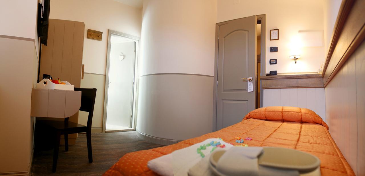 Albergo Benito Norcia Bagian luar foto